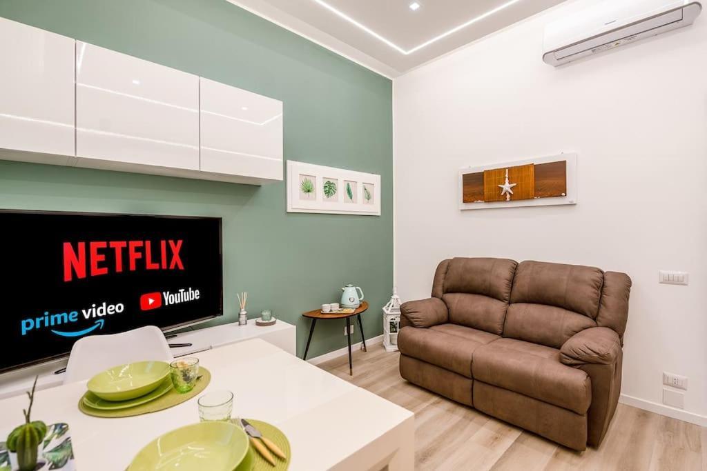 Linate Airport Elegant Suite,Tram 1 Minute Away Milan Bagian luar foto